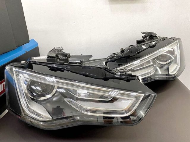 Замена линз Audi