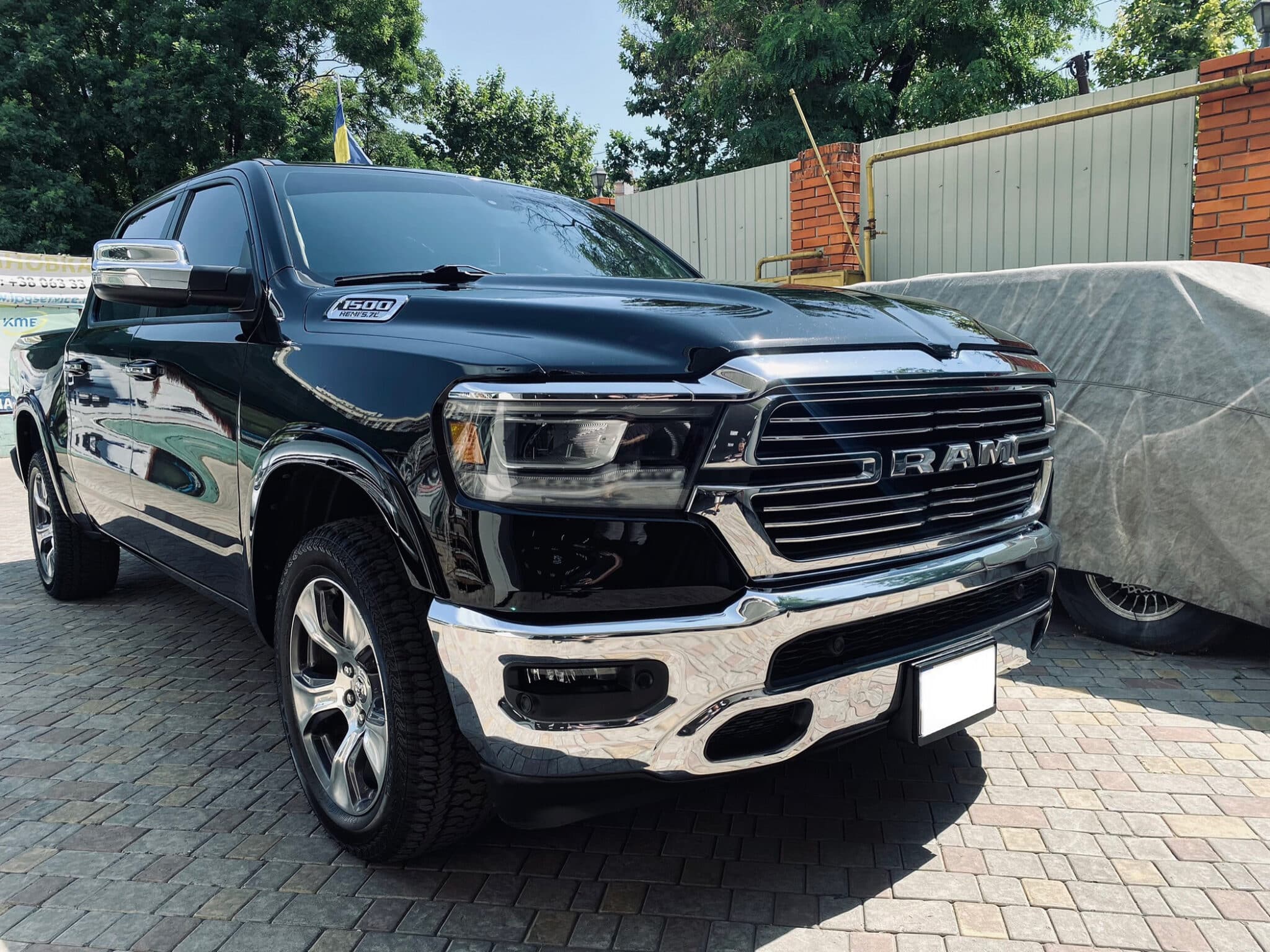 Антигравійний захист Dodge RAM