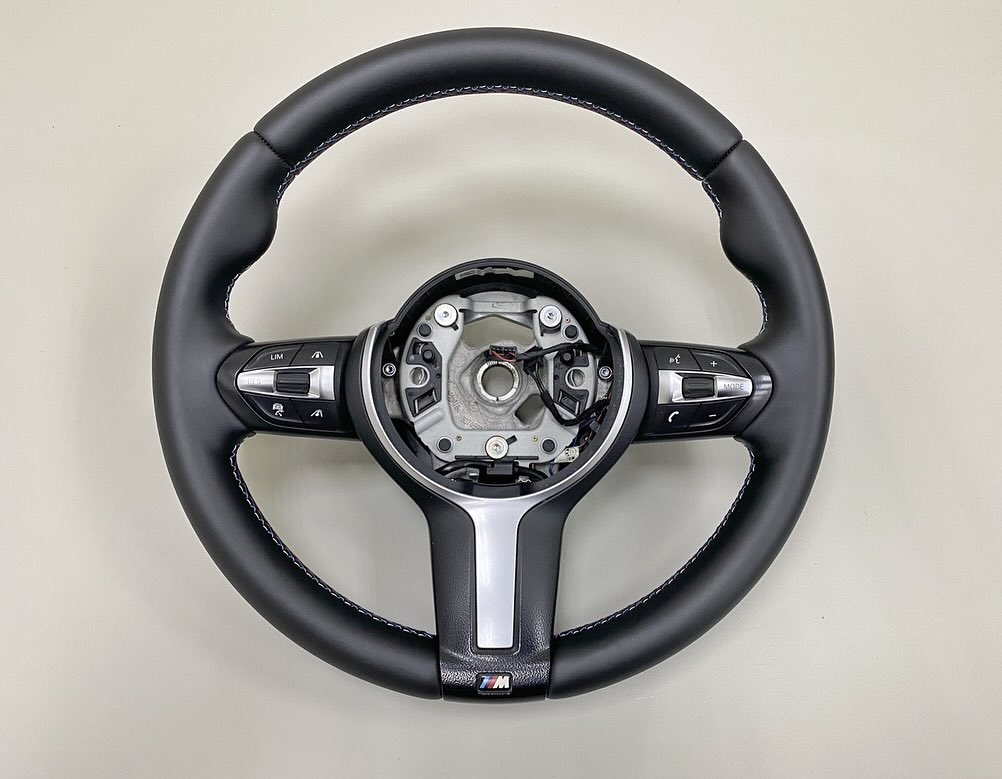 Перетяжка керма BMW F10