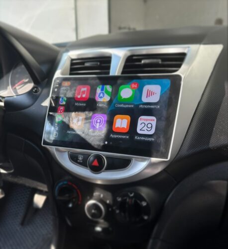 Установили Android мультимедийную систему в Hyundai Accent
