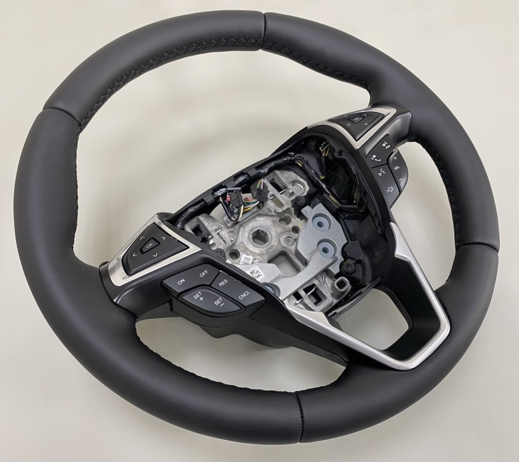 Перетяжка руля с подогревом Ford Edge