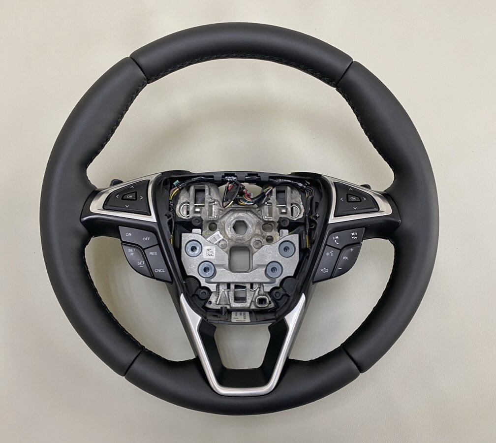 Перетяжка руля с подогревом Ford Edge