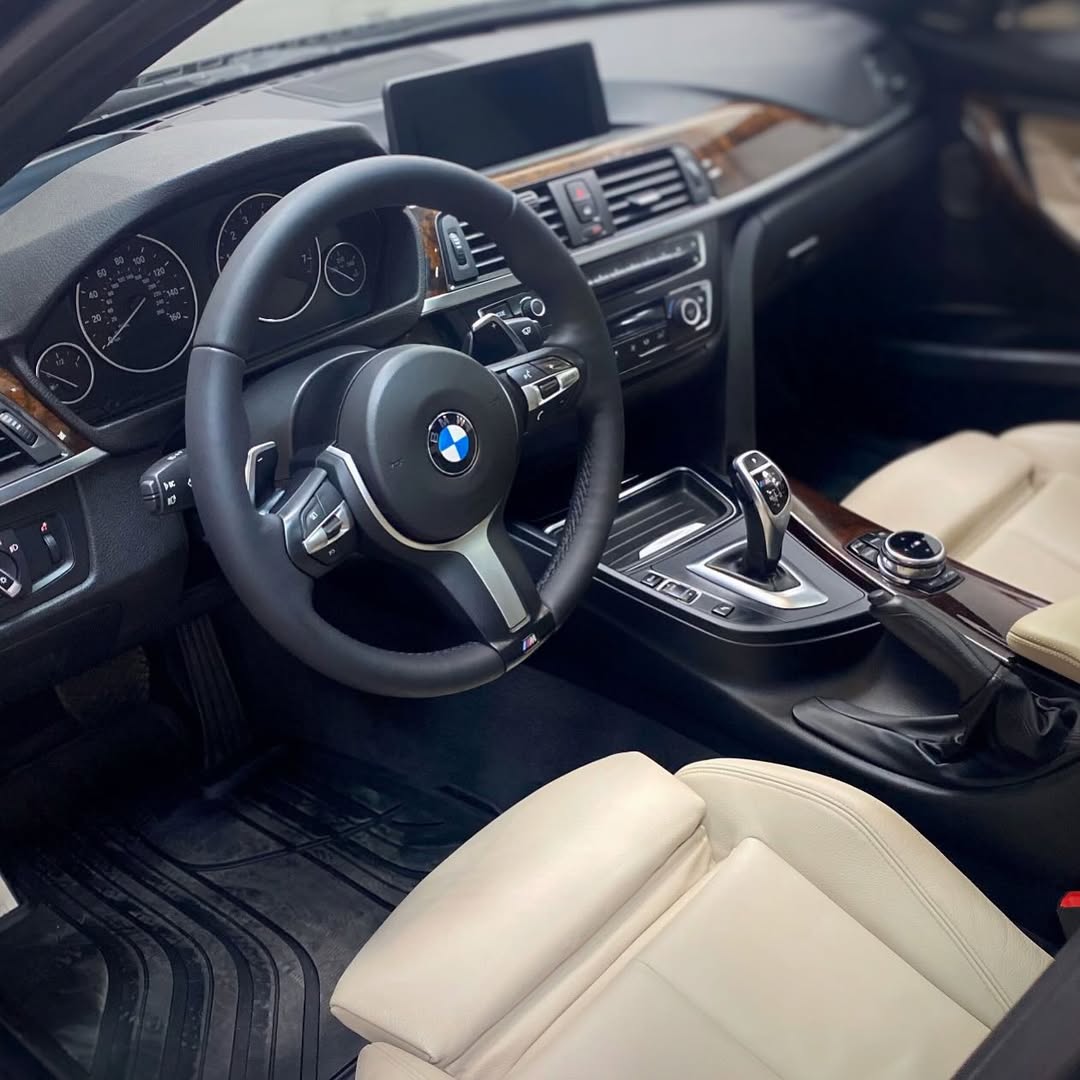 Перетяжка руля BMW F10